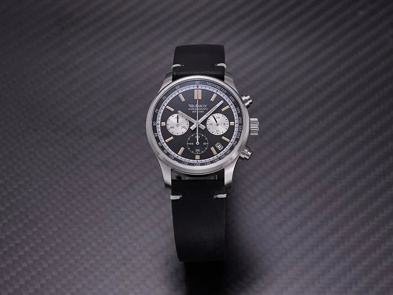 RDUNAE QM39R079 Classic 3 Sub-dial Chronograph Watch