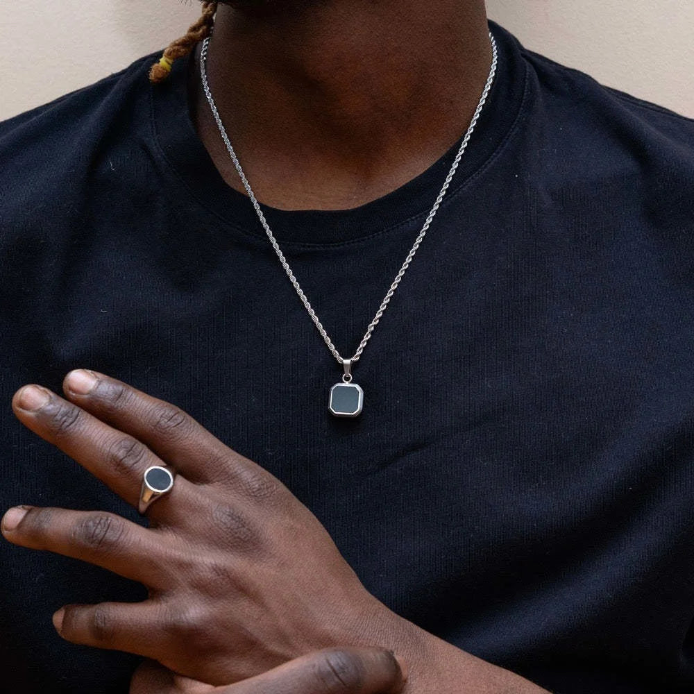 VNOX Geometric Square Pendant Necklace