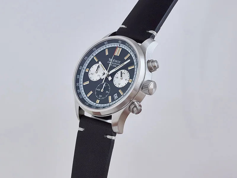 RDUNAE QM39R079 Classic 3 Sub-dial Chronograph Watch