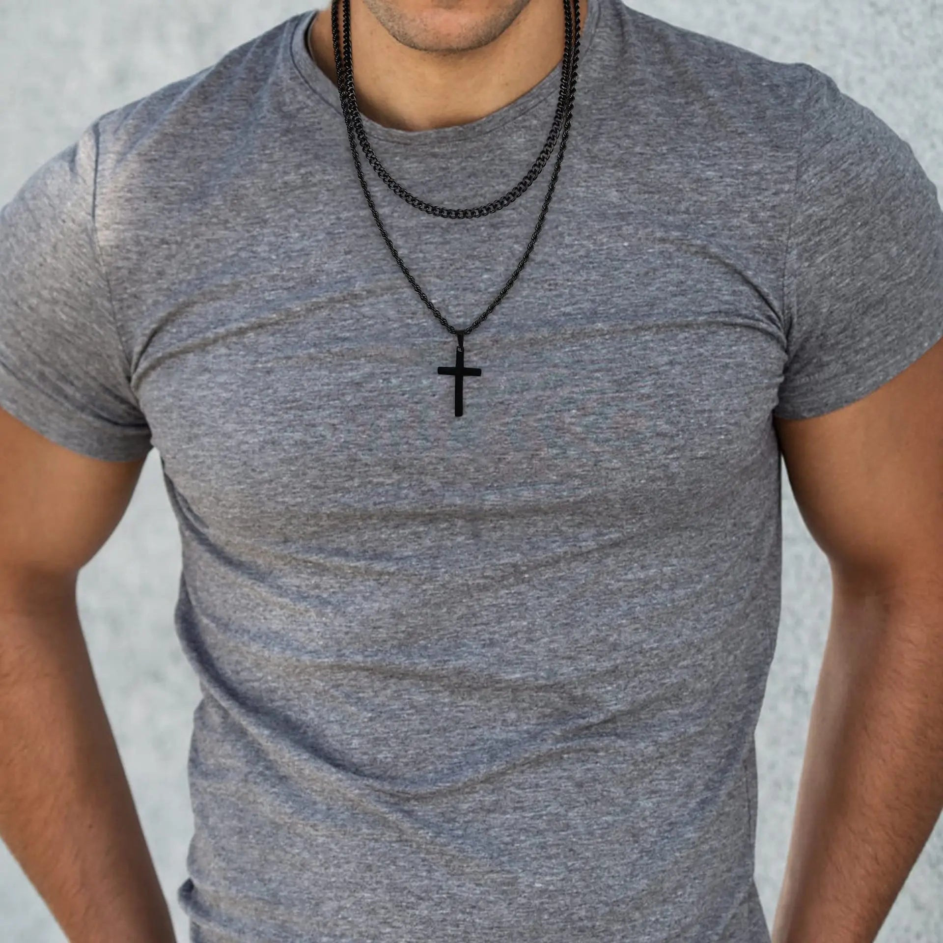 Stainless Steel Cross Pendant Necklace – Classic Style