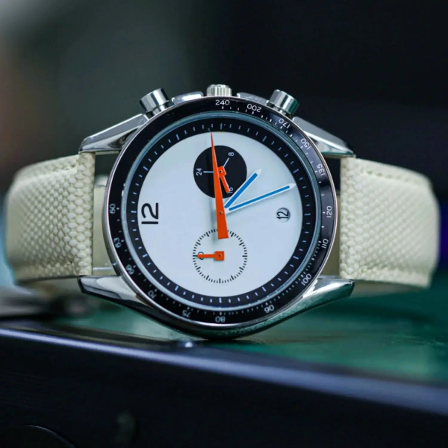 CILOA Classic Leather Quartz Watch