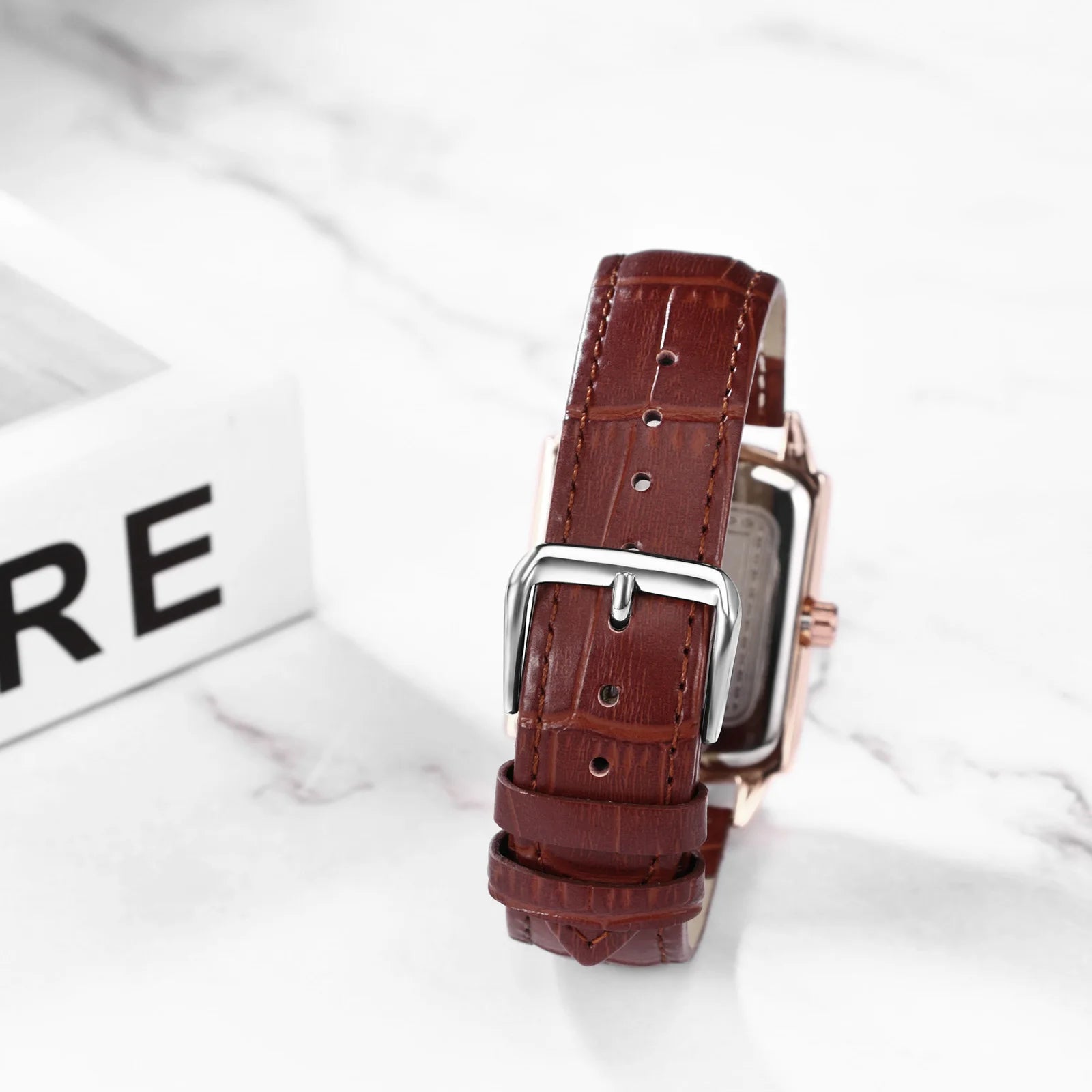 Lancardo Men’s Square Quartz Watch
