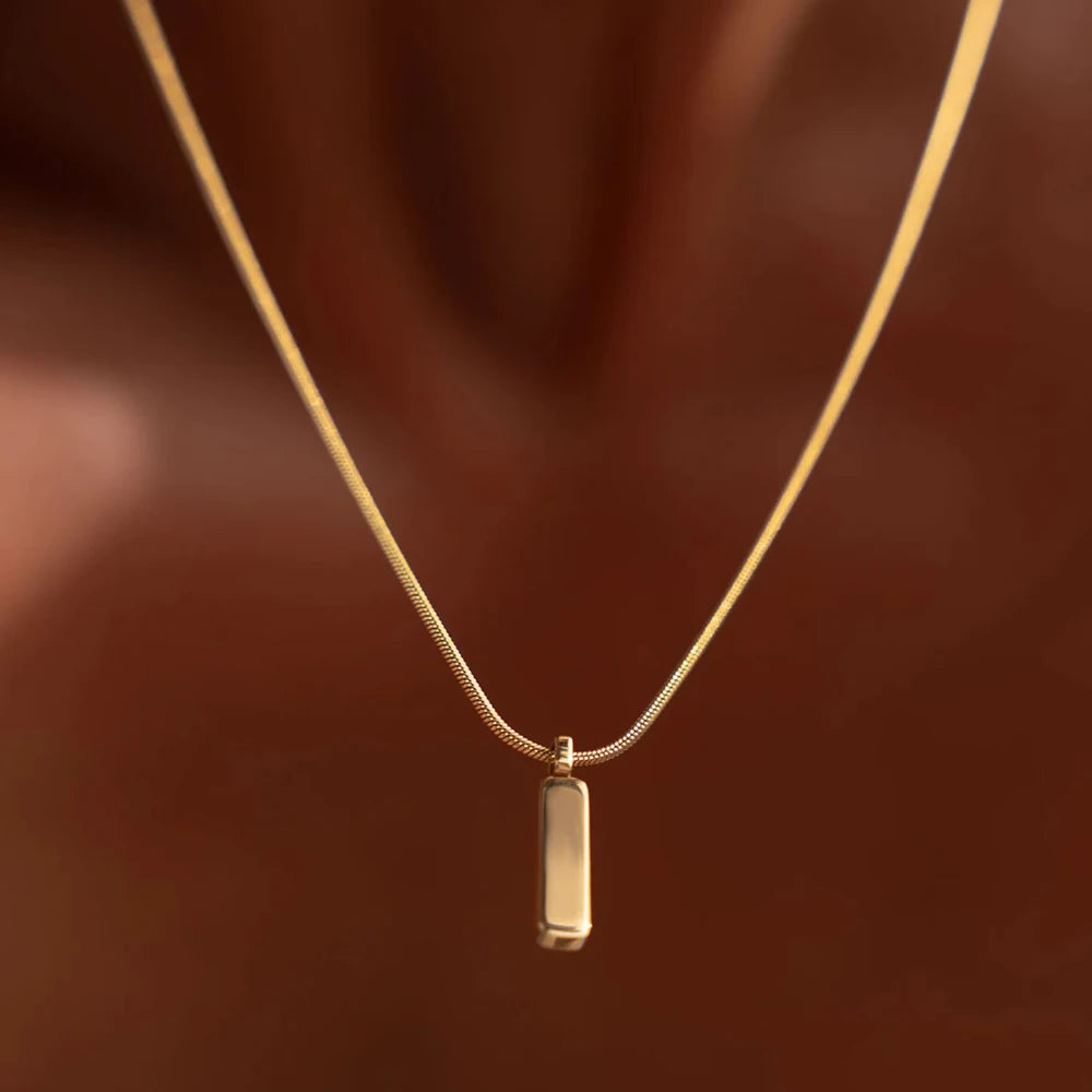 Minimalist Bar Pendant Necklace – Stainless Steel