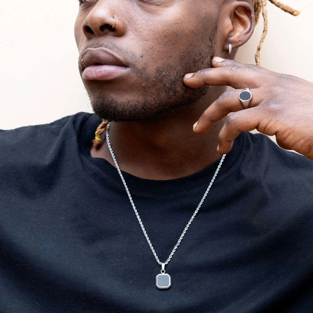 VNOX Geometric Square Pendant Necklace
