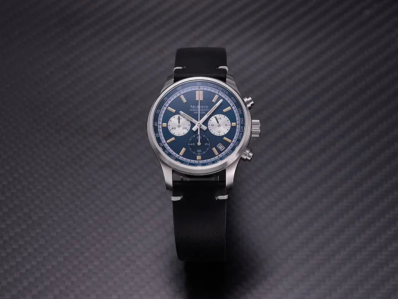 RDUNAE QM39R079 Classic 3 Sub-dial Chronograph Watch